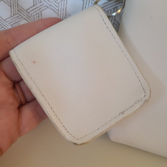 Rae Dunn 2Pc Set LOVE. TECH. Purse & Ear Pod Case White - Crossbody Strap - Picture 8 of 10